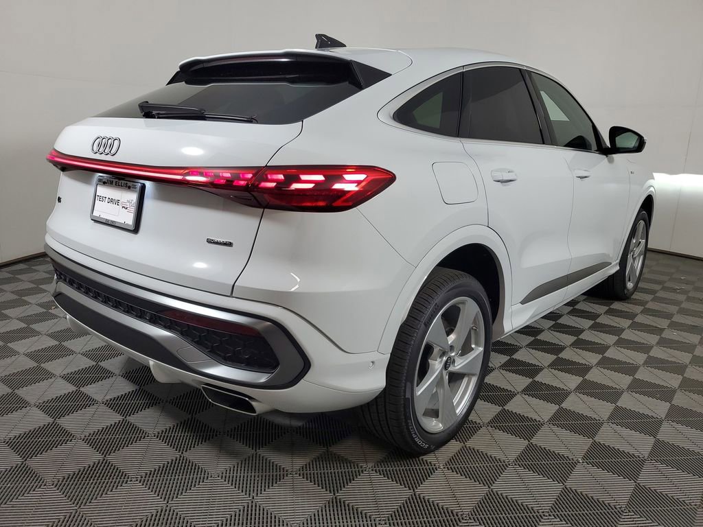 New 2026 Audi Q5 Premium Plus AWD/4WD image 6