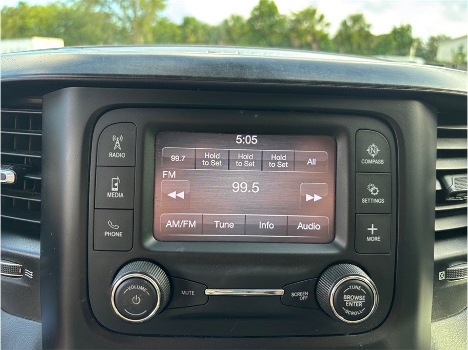 Used 2020 RAM 1500 Big Horn AWD/4WD image 23