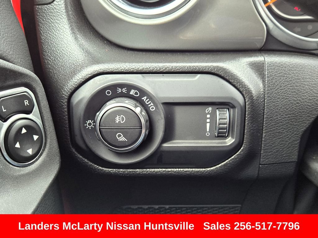 Used 2023 Jeep Gladiator Overland image 28