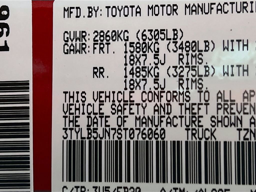 Certified 2025 Toyota Tacoma Limited w/ Tow Tech Package image 27