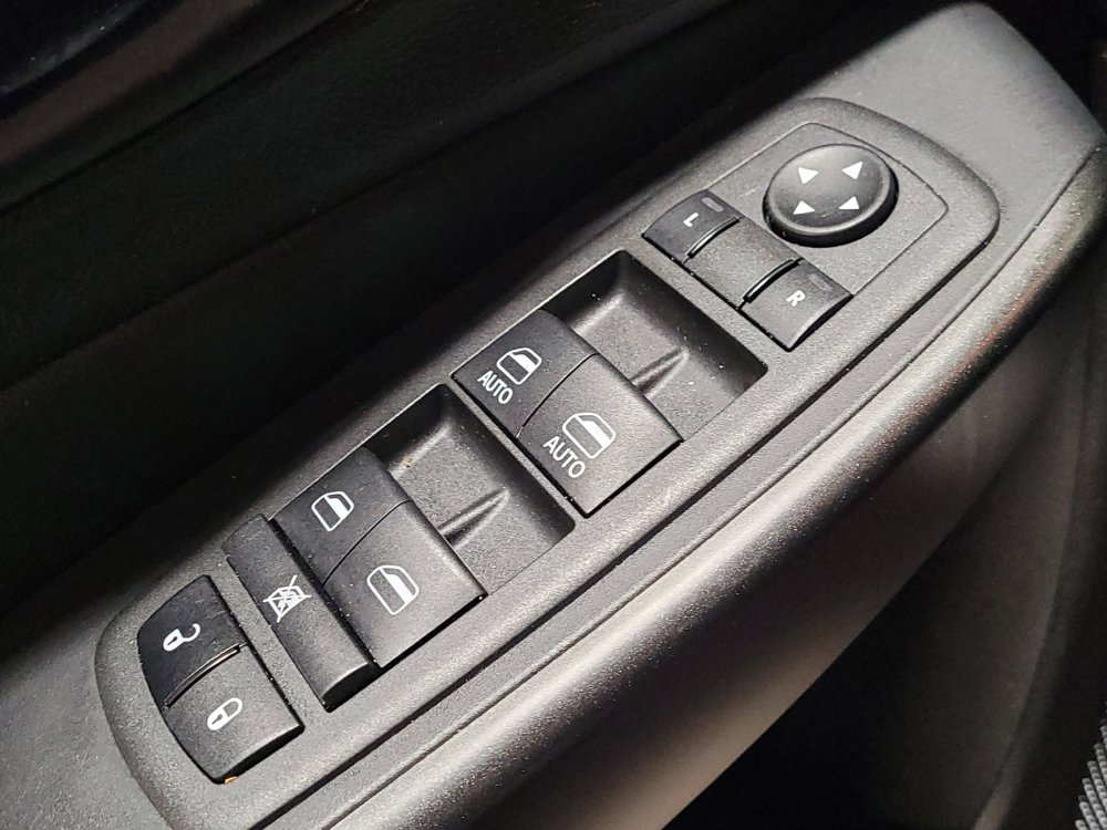 Used 2022 Jeep Cherokee Trailhawk w/ Sun, Sound & Nav Group AWD/4WD image 27