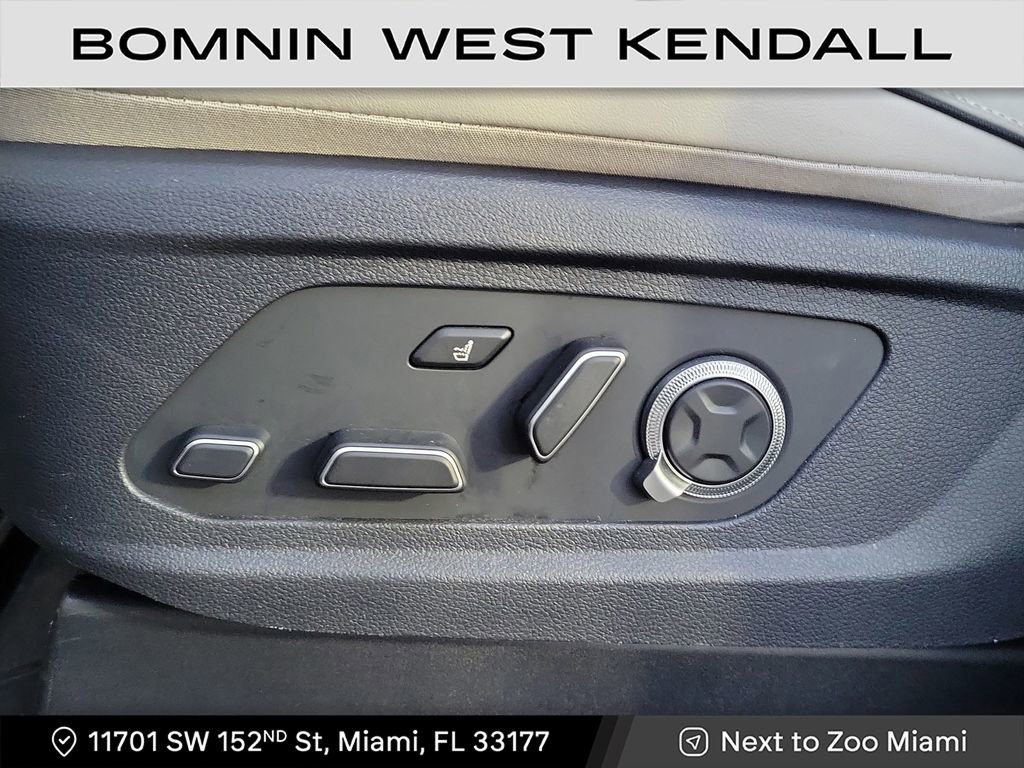 Used 2024 Hyundai Palisade Calligraphy image 12