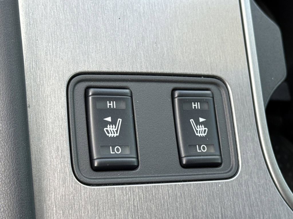 Certified 2024 Nissan Murano SV image 32