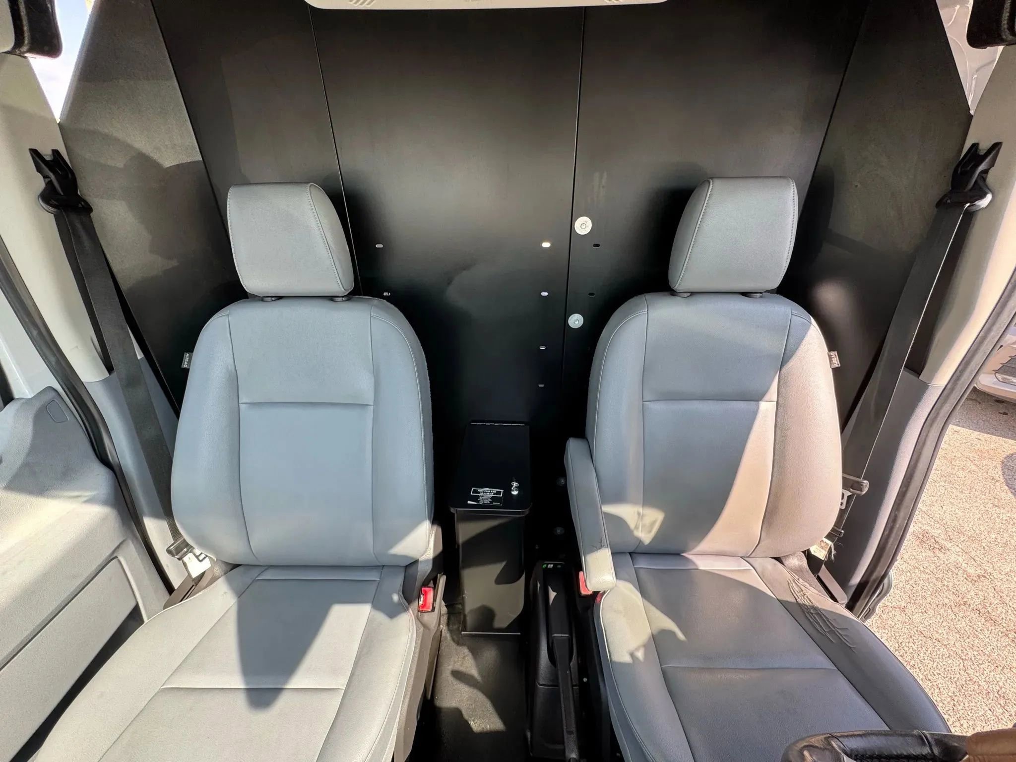 Used 2018 Ford Transit 350 148 Medium Roof RWD image 15
