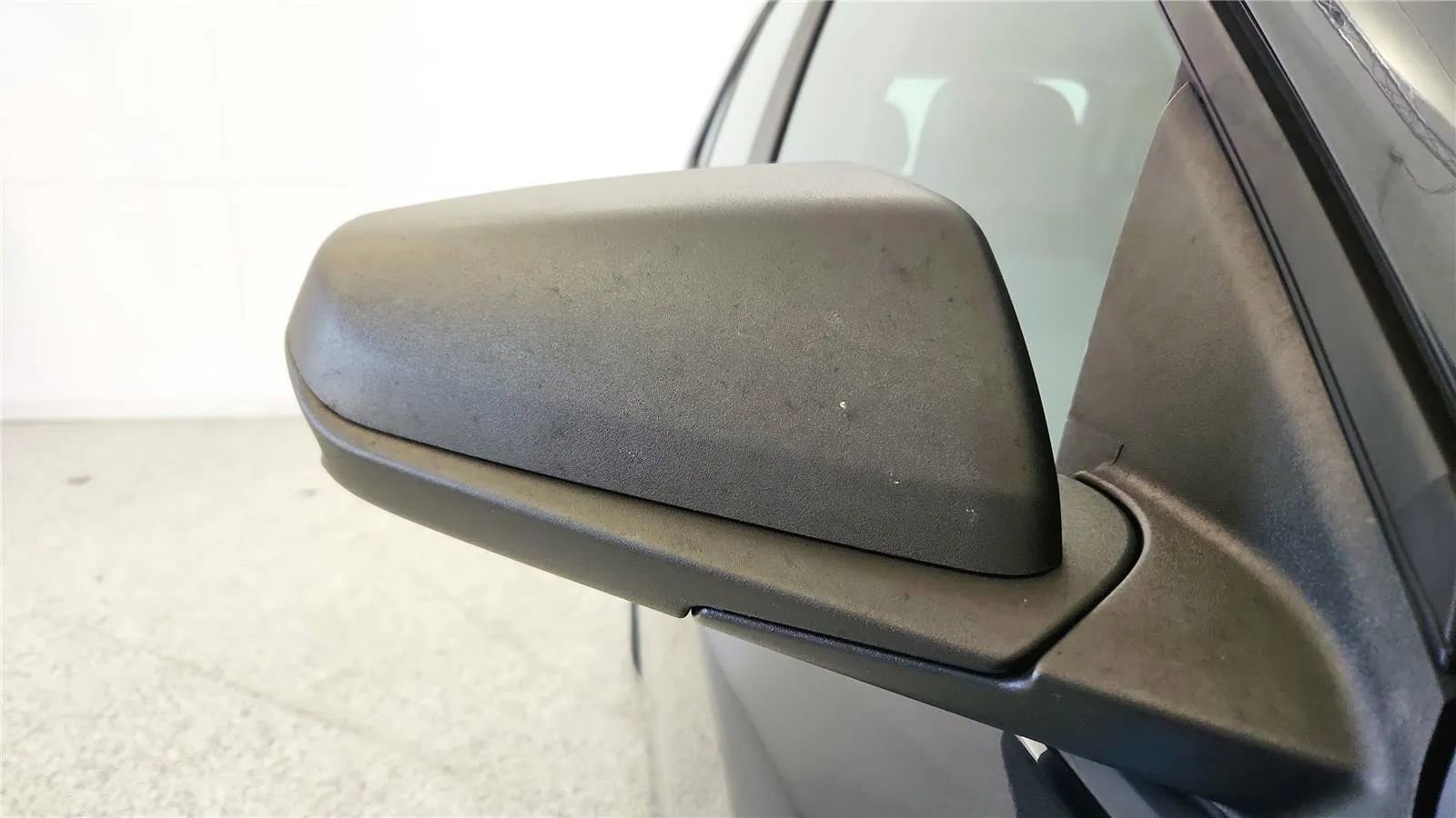 Used 2020 Chevrolet Equinox LS FWD image 18