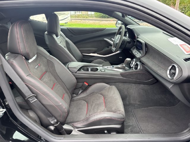 Used 2023 Chevrolet Camaro ZL1 RWD image 29