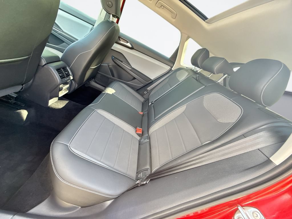 Used 2023 Volkswagen Taos SE w/ Panoramic Sunroof Package AWD/4WD image 23