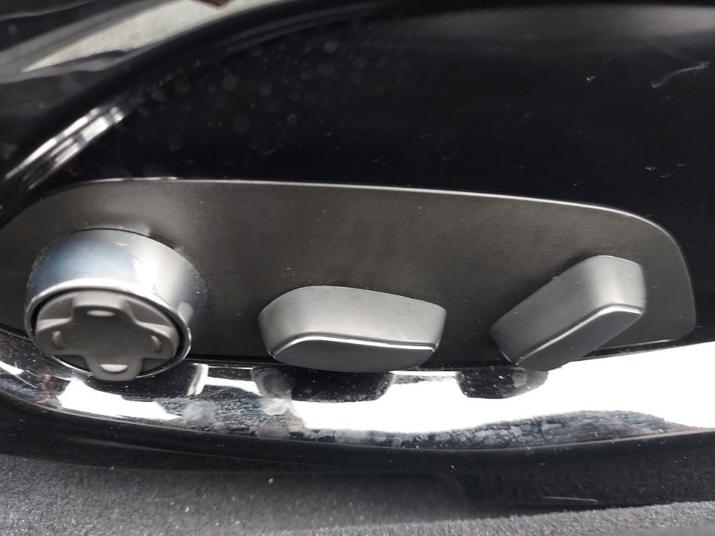 Used 2021 Chevrolet Corvette Stingray Premium Cpe w/ Z51 Performance Package image 15