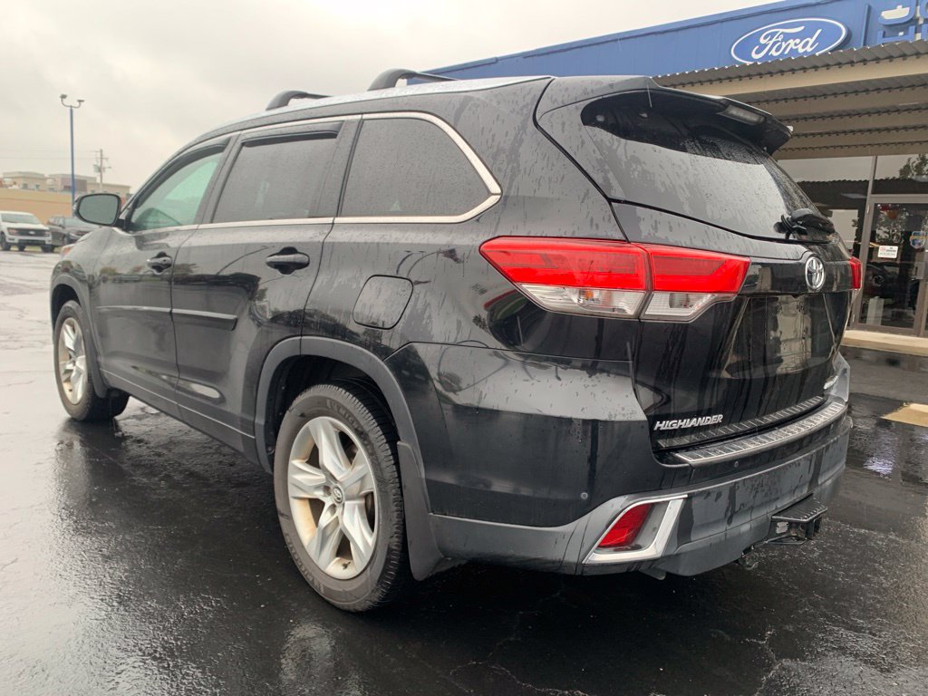 Used 2018 Toyota Highlander Limited w/ Protection Package #3 AWD/4WD image 5
