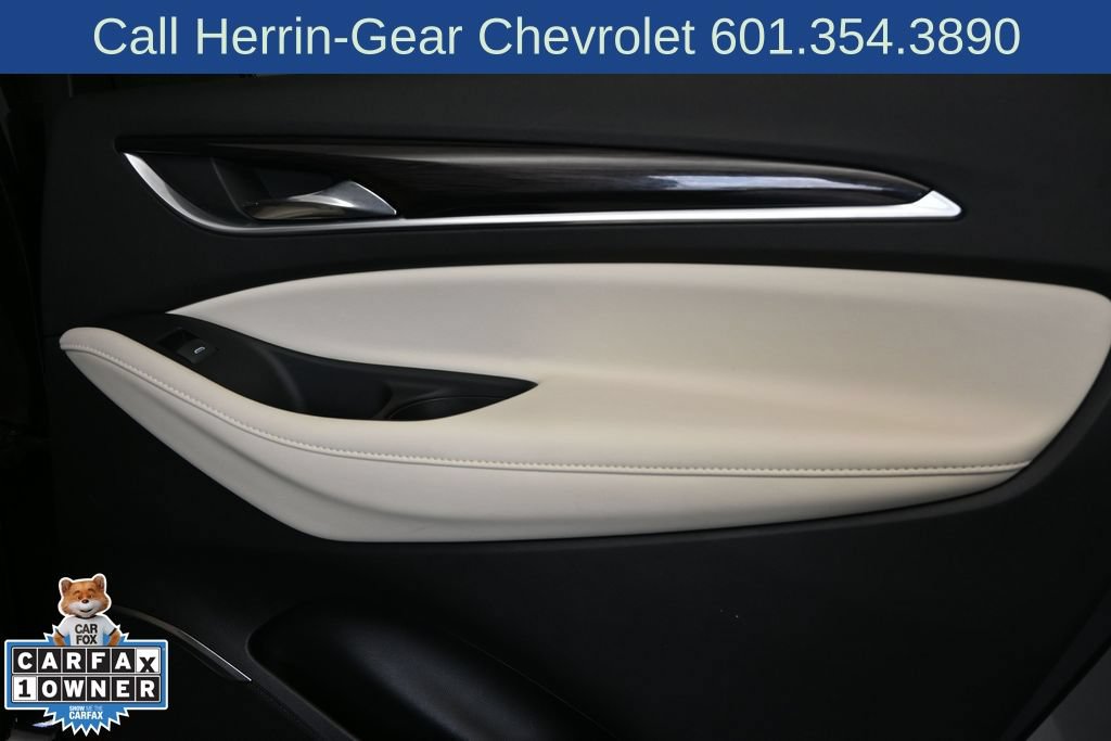 Used 2023 Buick Enclave Essence w/ Experience Buick Package FWD image 18
