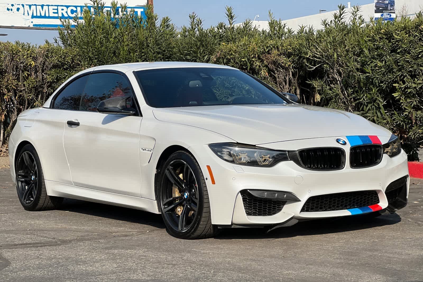 Used 2015 BMW M4 Convertible image 10