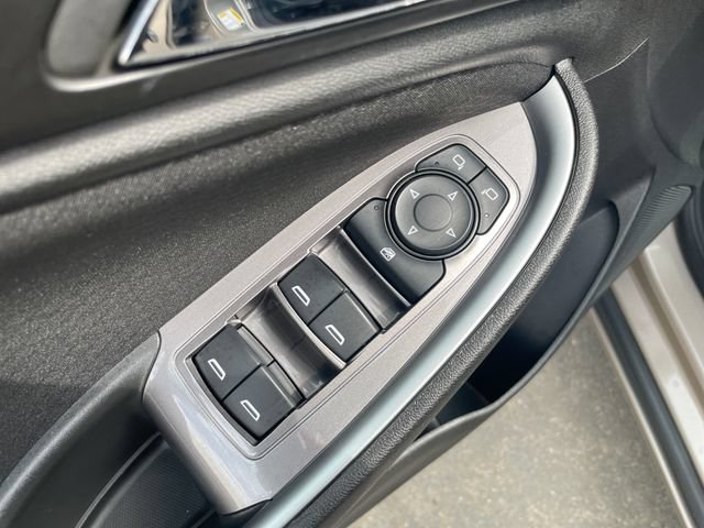 Used 2024 Chevrolet Malibu LS FWD image 21