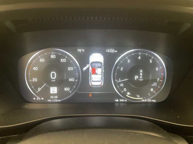 Used 2022 Volvo XC40 T5 Momentum AWD/4WD image 15