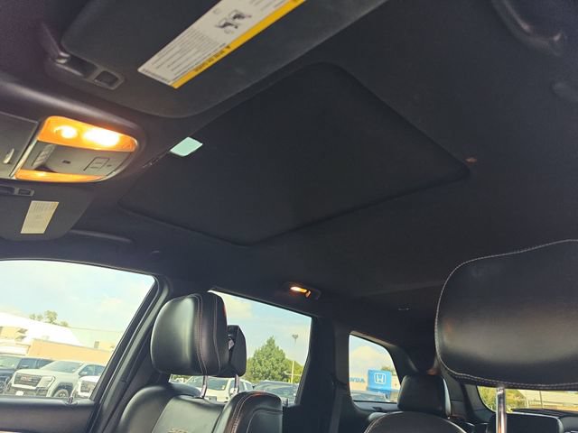 Used 2015 Jeep Grand Cherokee SRT AWD/4WD image 16