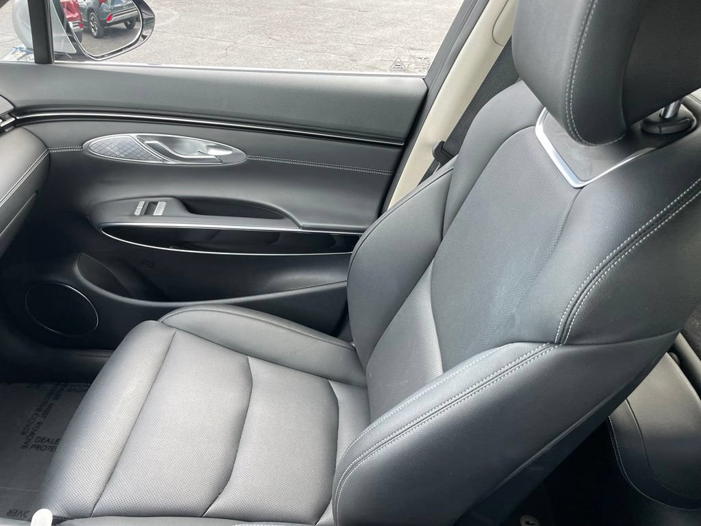 Used 2025 Genesis GV70 2.5T AWD/4WD image 20