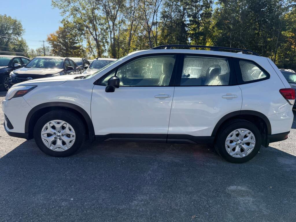 Certified 2022 Subaru Forester image 4