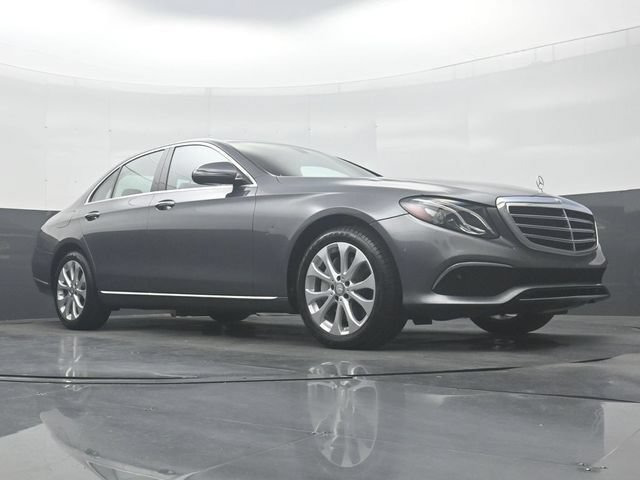 Used 2017 Mercedes-Benz E 300 4MATIC w/ Premium 1 Package image 27