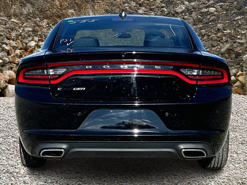 Used 2023 Dodge Charger SXT image 4