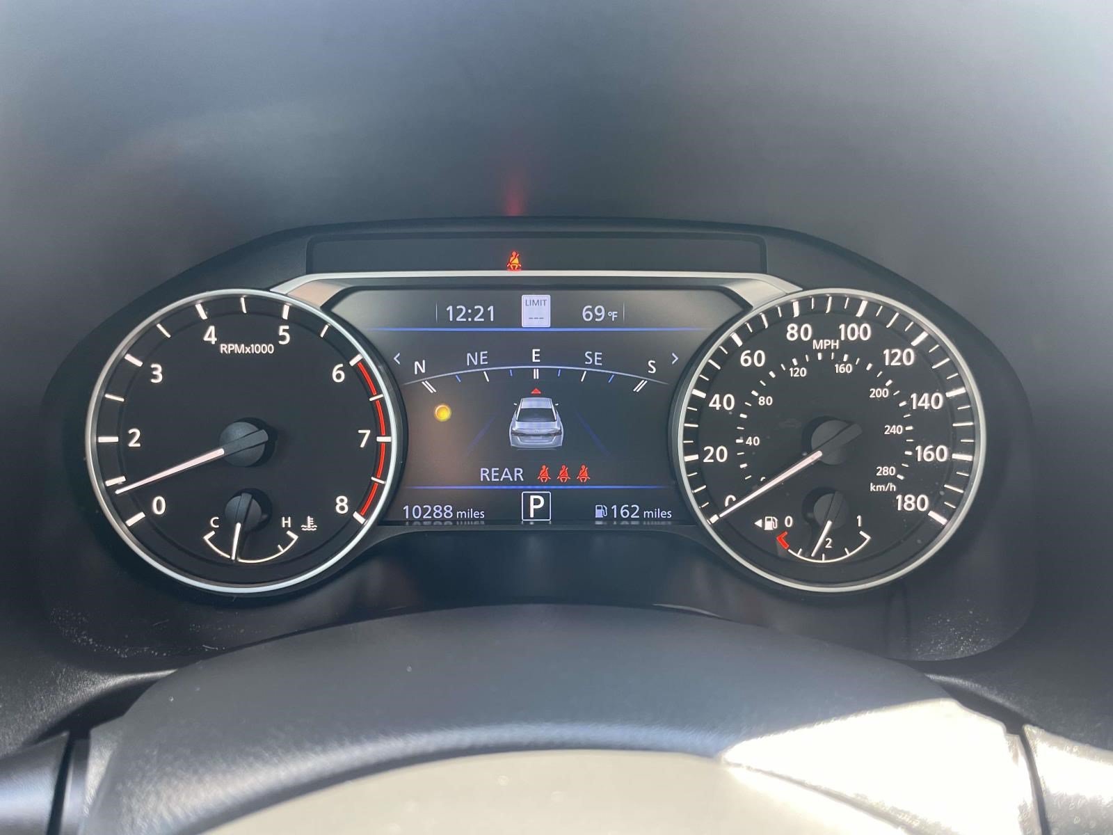 Used 2023 Nissan Altima 2.0 SR FWD image 19