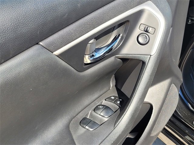 Used 2017 Nissan Altima 2.5 SV image 22