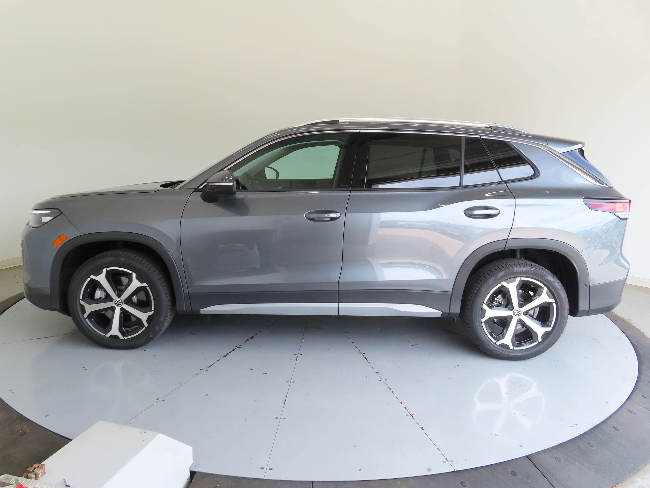 New 2026 Volkswagen Tiguan SE AWD/4WD image 6