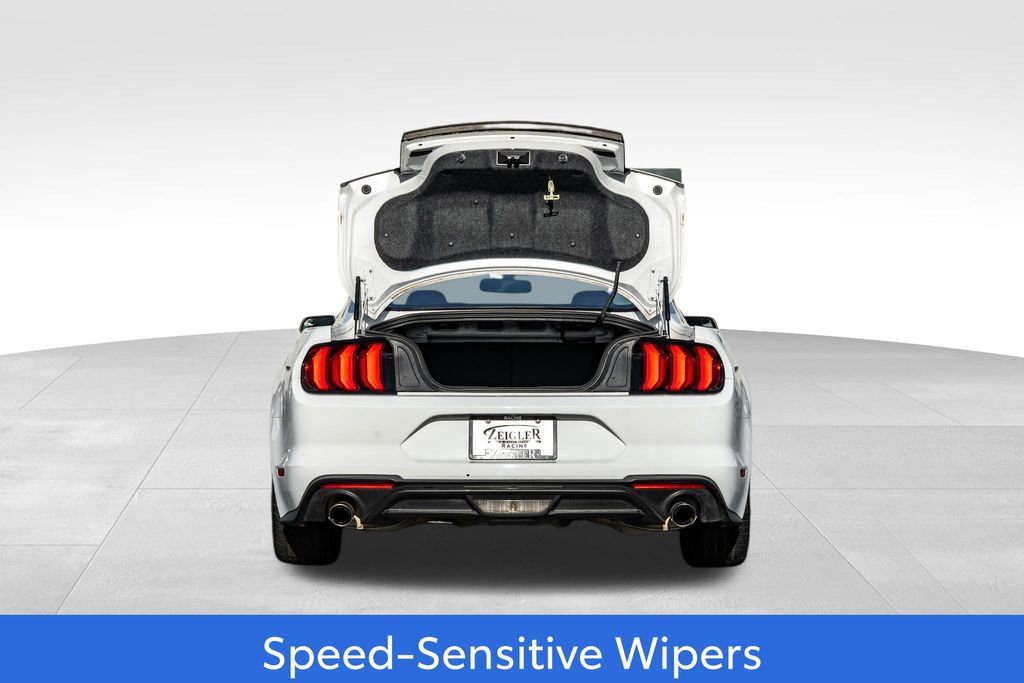 Used 2018 Ford Mustang EcoBoost image 10