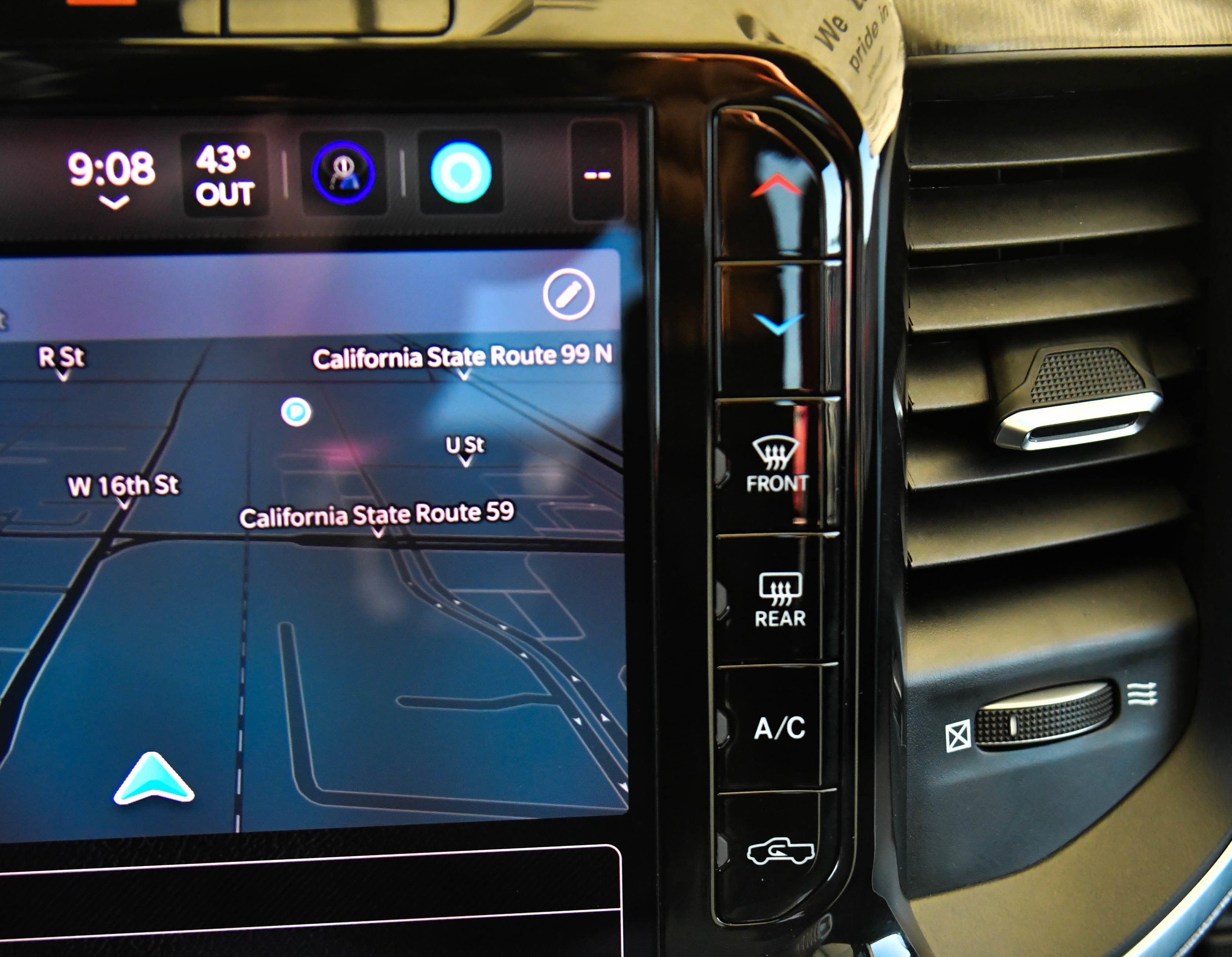 Used 2025 RAM 2500 Big Horn image 27