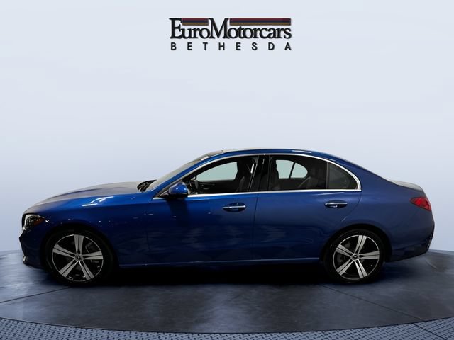Used 2025 Mercedes-Benz C 300 4MATIC Sedan image 2