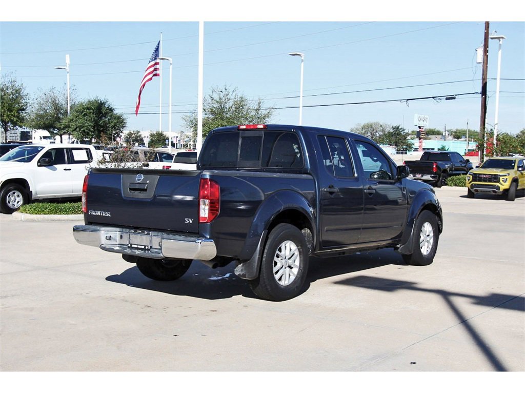 Used 2021 Nissan Frontier SV image 6