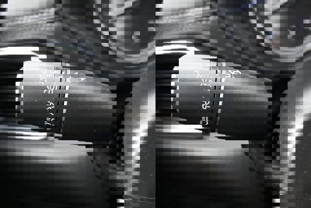 Used 2023 MAZDA CX-5 Carbon Edition image 38