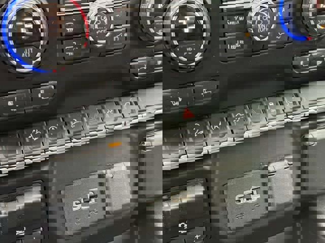 Used 2019 Chevrolet Silverado 1500 RST image 27