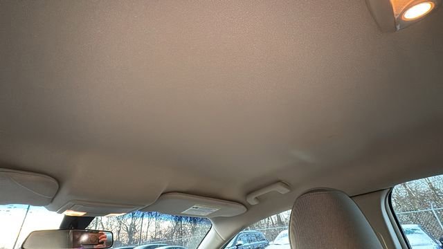 Used 2018 Ford Taurus SE image 7