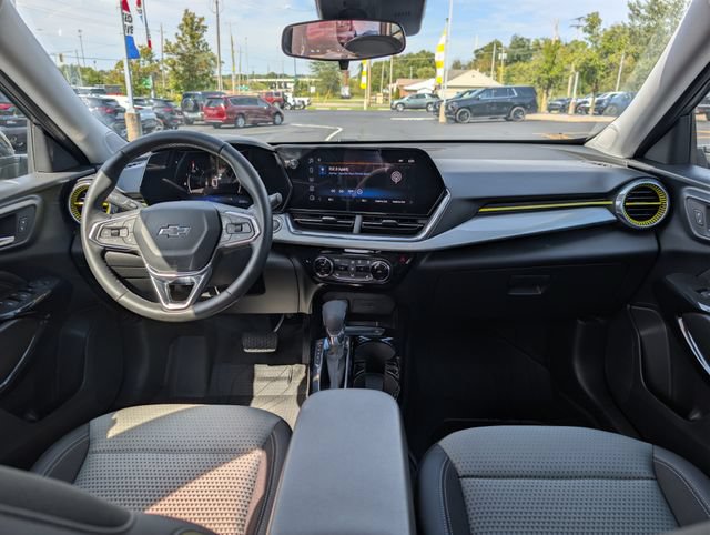 Used 2026 Chevrolet Trax LT w/ Driver Confidence Package FWD image 11