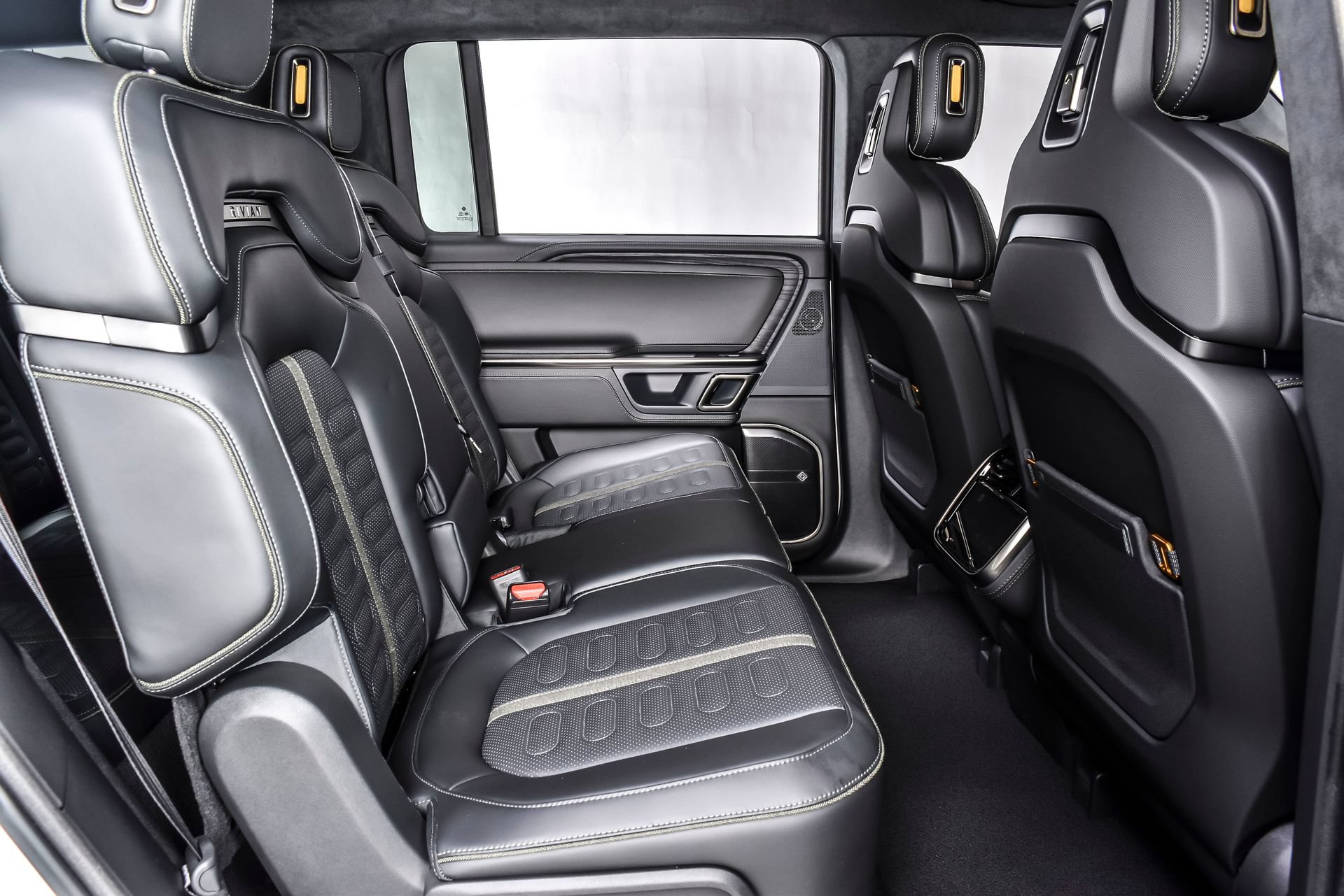 Used 2024 Rivian R1S Adventure AWD/4WD image 22