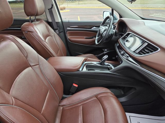 Used 2021 Buick Enclave Avenir w/ Avenir Technology Package AWD/4WD image 41