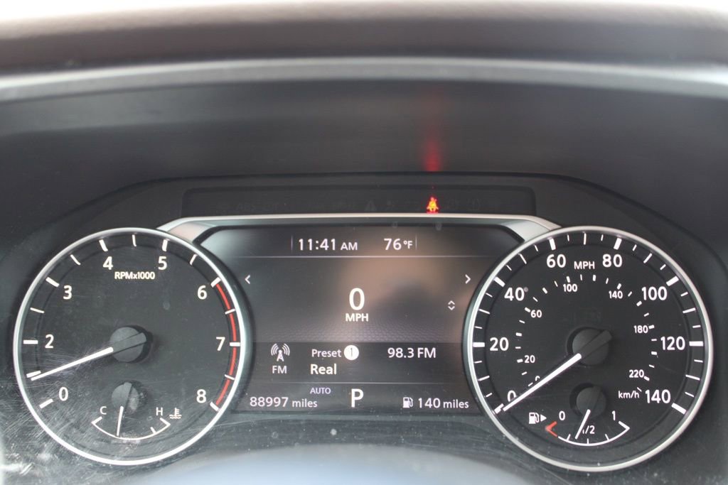 Used 2023 Nissan Rogue S image 30