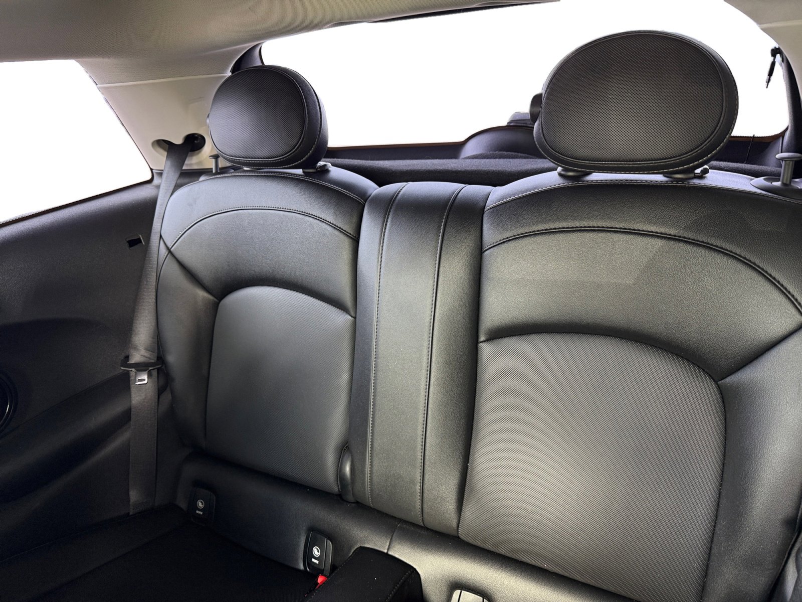 Used 2016 MINI Cooper S FWD image 11