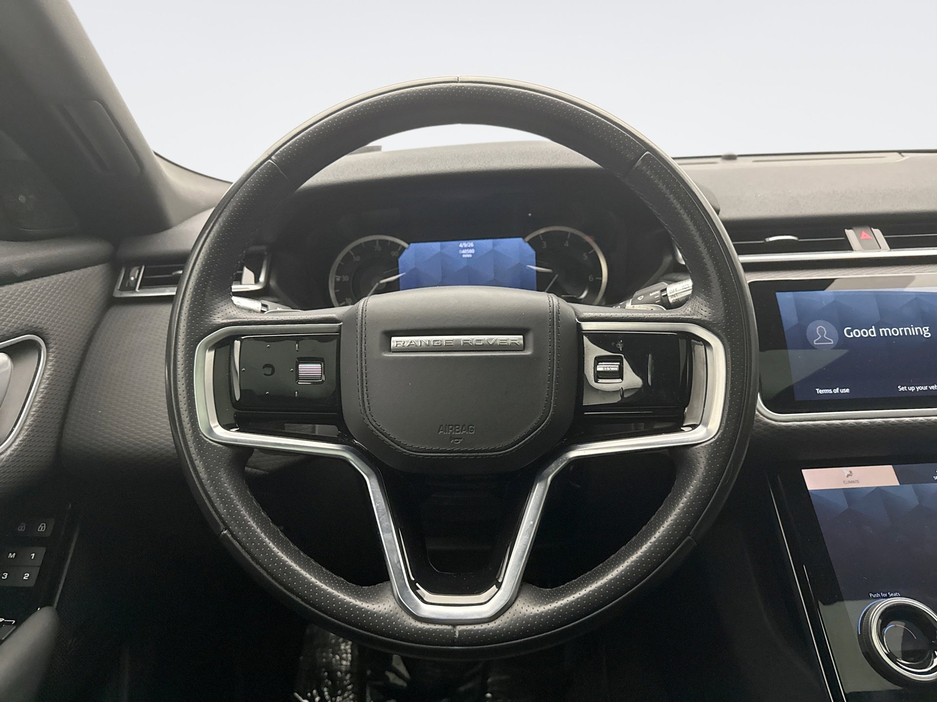 Used 2023 Land Rover Range Rover Velar R-Dynamic S image 12