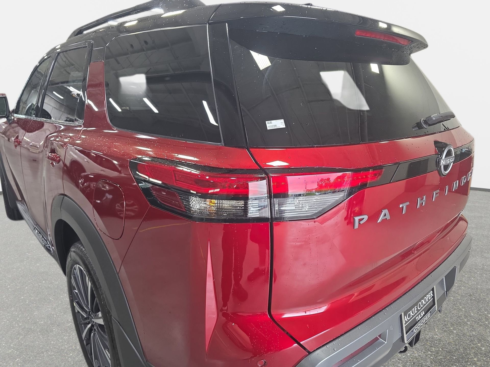 New 2026 Nissan Pathfinder Platinum image 33
