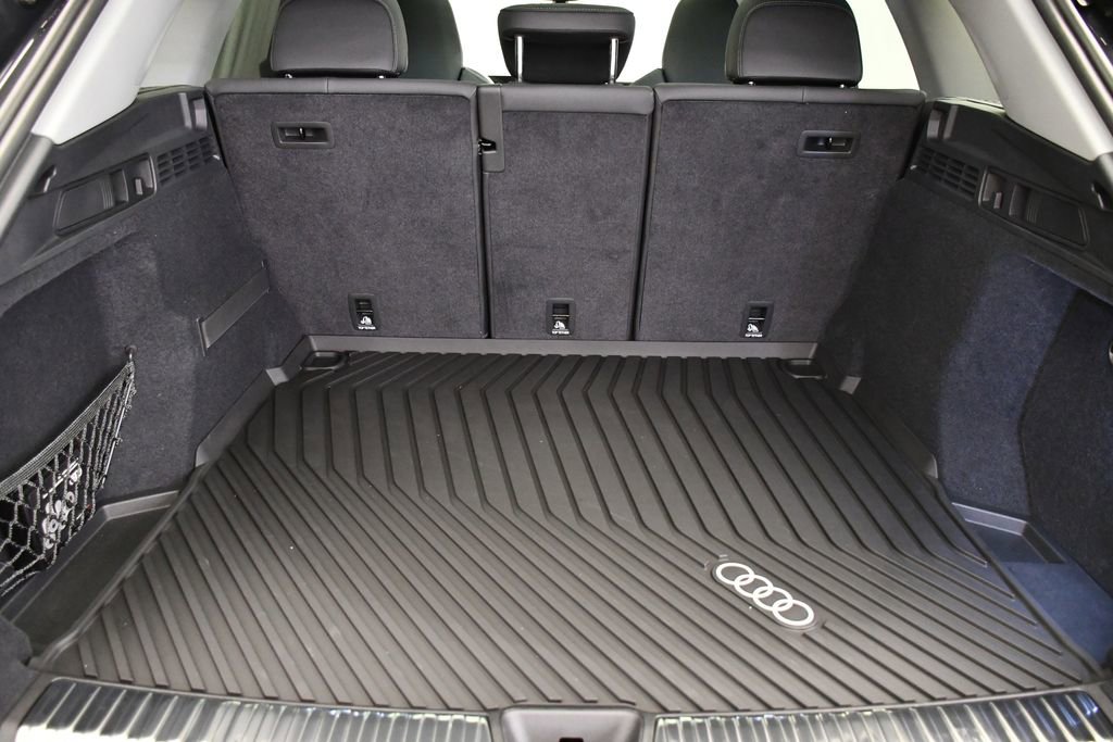 Used 2025 Audi Q5 Premium Plus w/ Premium Plus AWD/4WD image 54