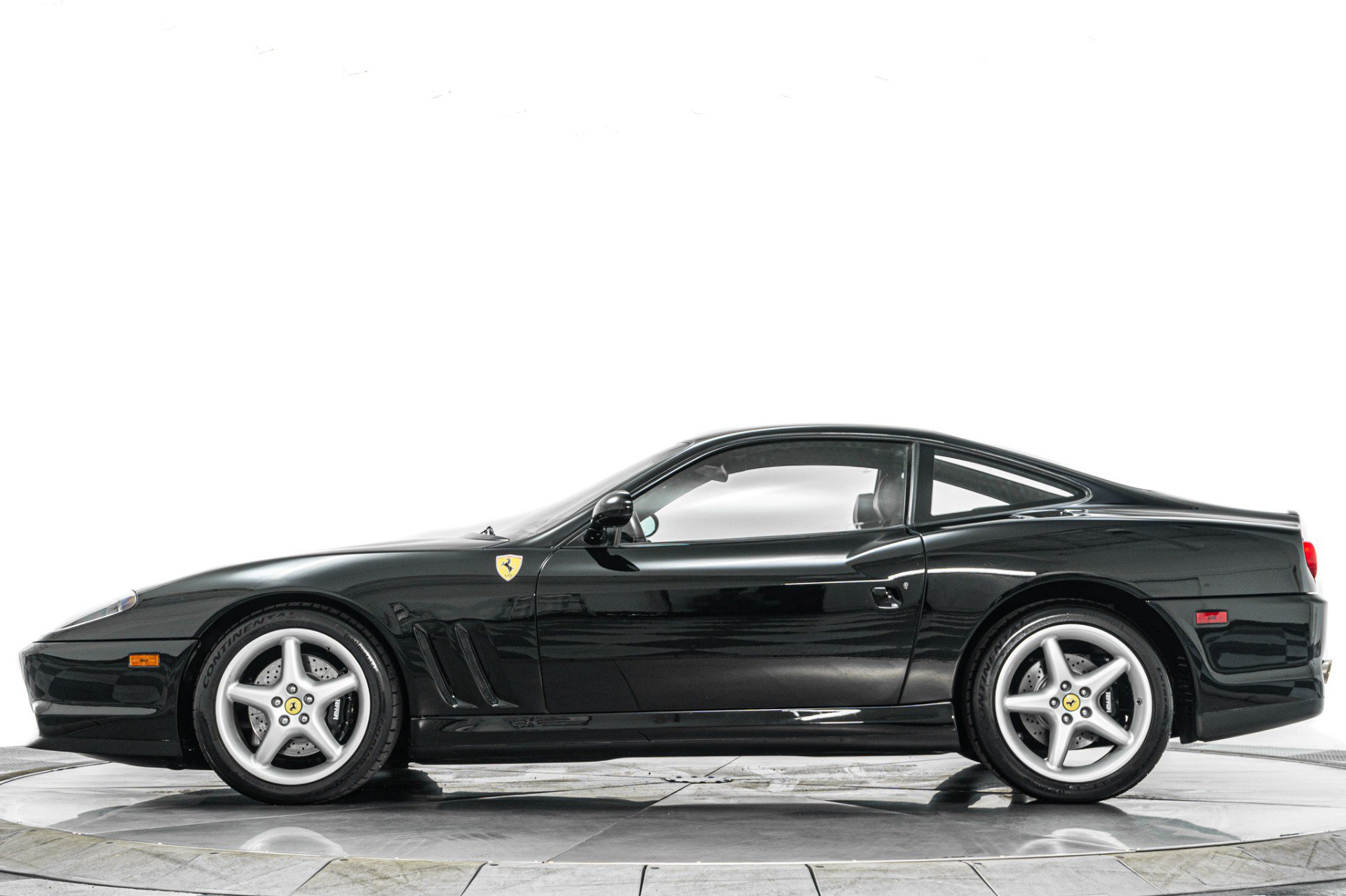 Used 1998 Ferrari 550 Maranello Coupe RWD image 6