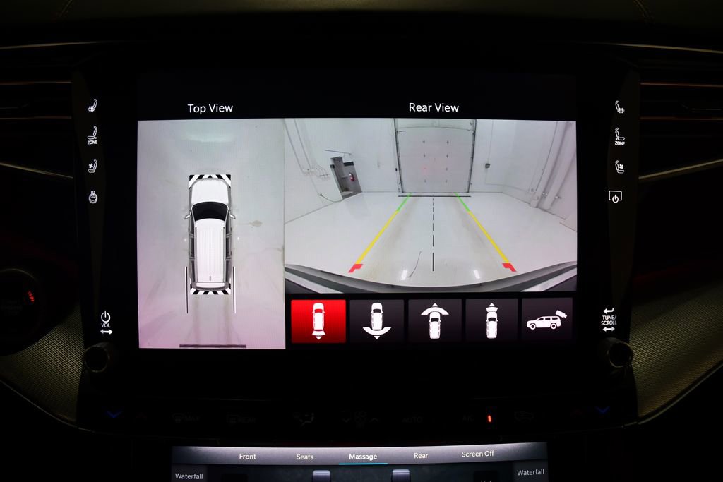 Used 2022 Jeep Grand Wagoneer Series III w/ Rear Seat Video Group 1 image 16