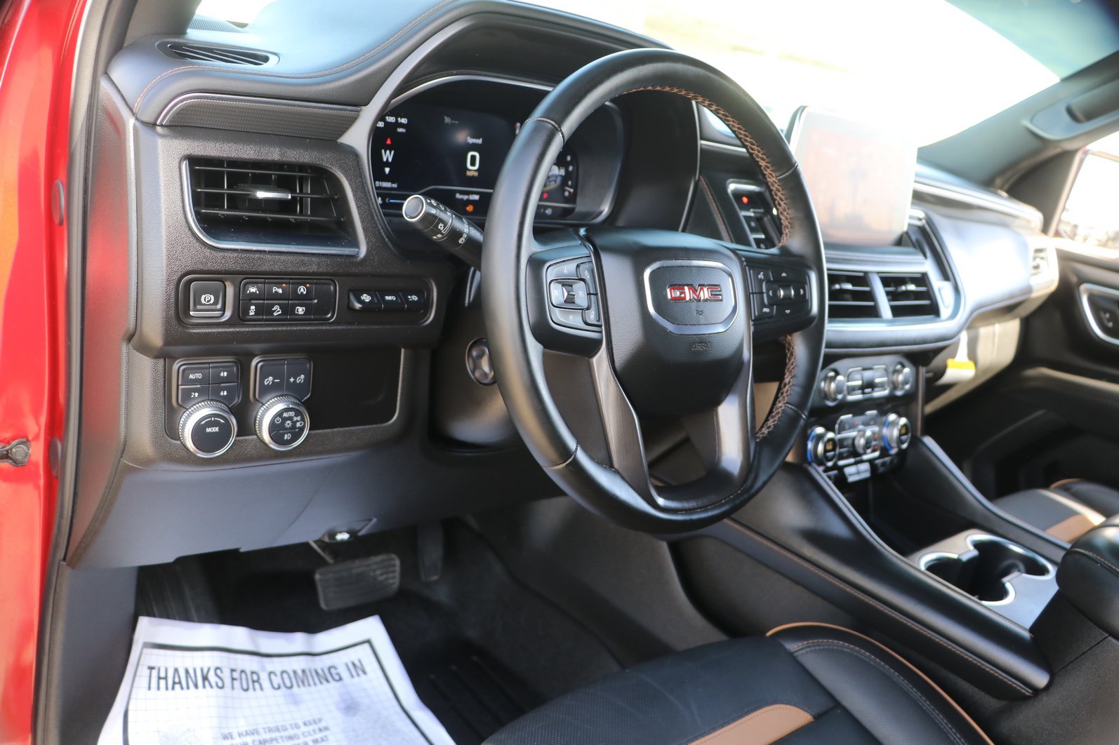 Used 2024 GMC Yukon AT4 w/ Technology Package AWD/4WD image 15