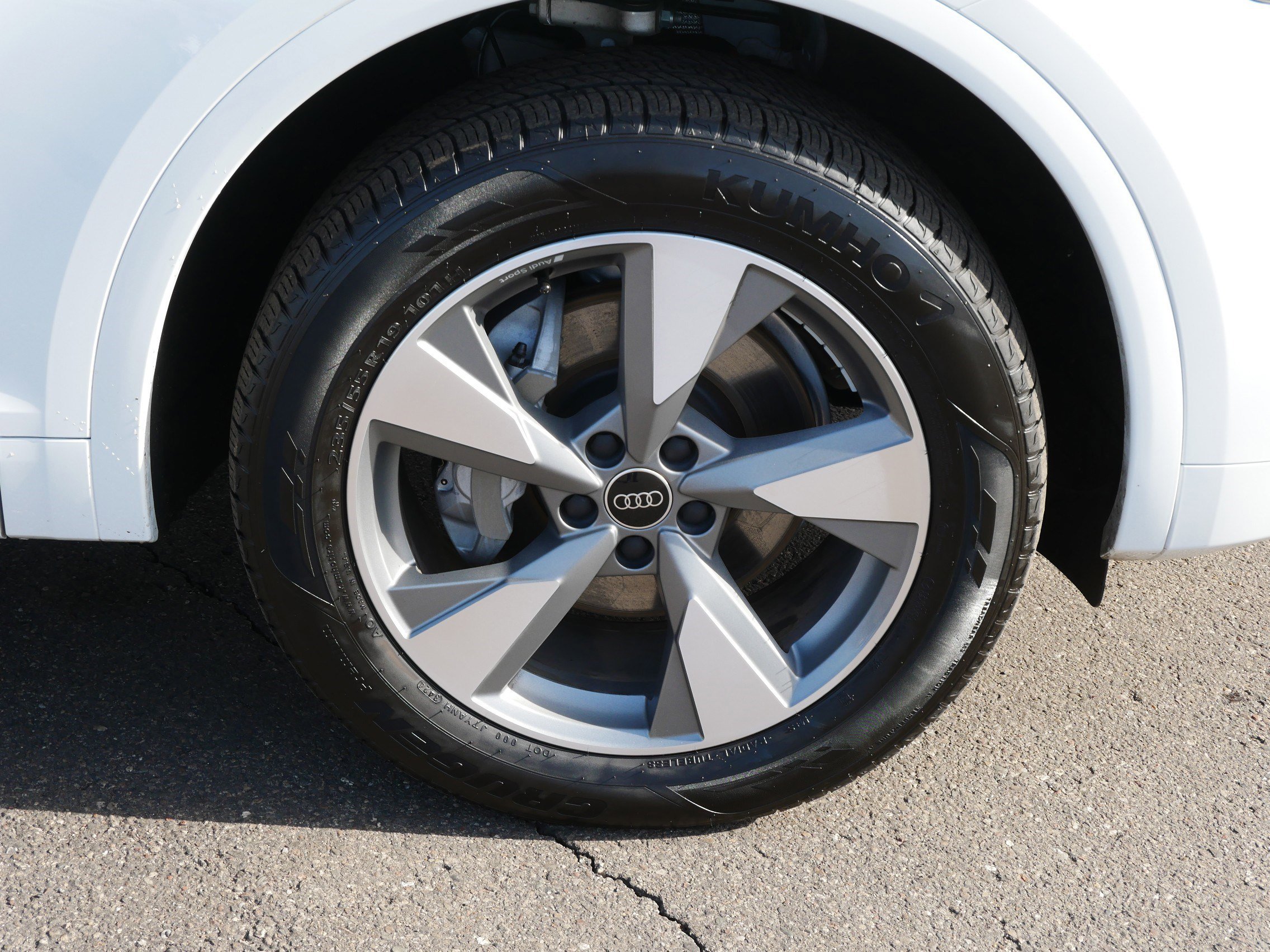 Used 2025 Audi Q5 2.0T Premium w/ Convenience Plus Package image 15