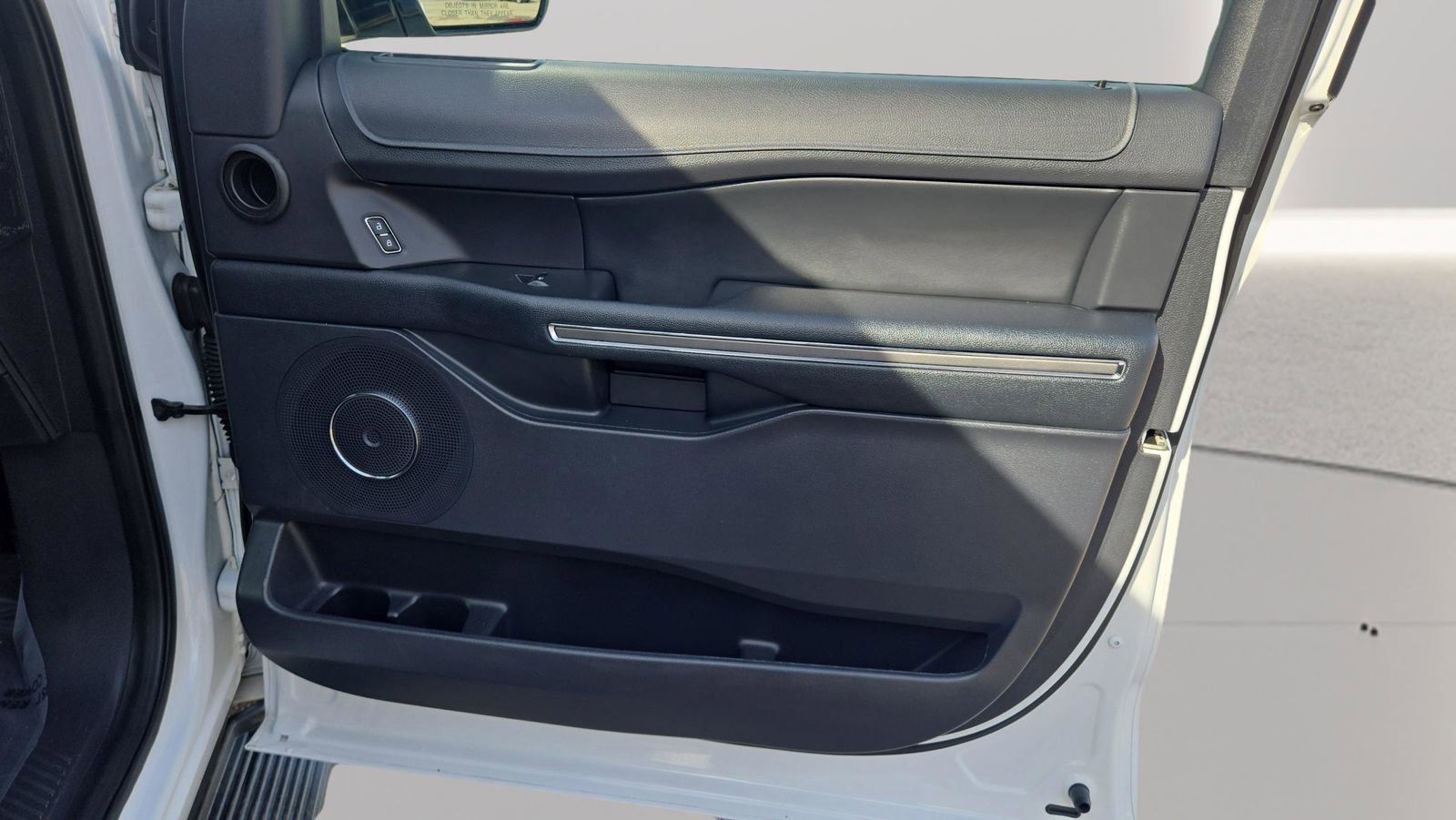 Certified 2022 Ford Expedition XLT image 13