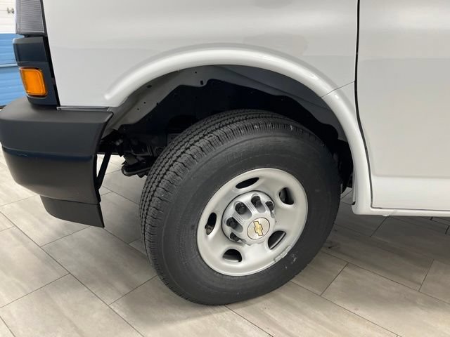 New 2026 Chevrolet Express 3500 Extended w/ Driver Convenience Package RWD image 29