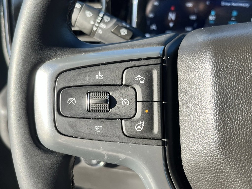 Used 2024 Chevrolet Silverado 1500 LT image 4