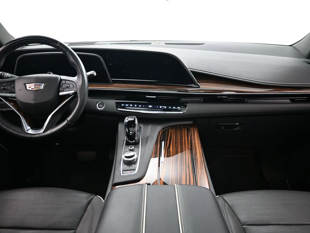 Used 2023 Cadillac Escalade Premium Luxury image 9