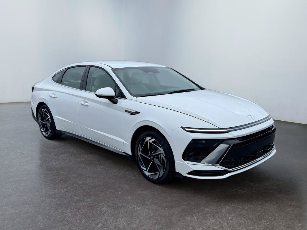 New 2026 Hyundai Sonata SEL AWD/4WD image 3