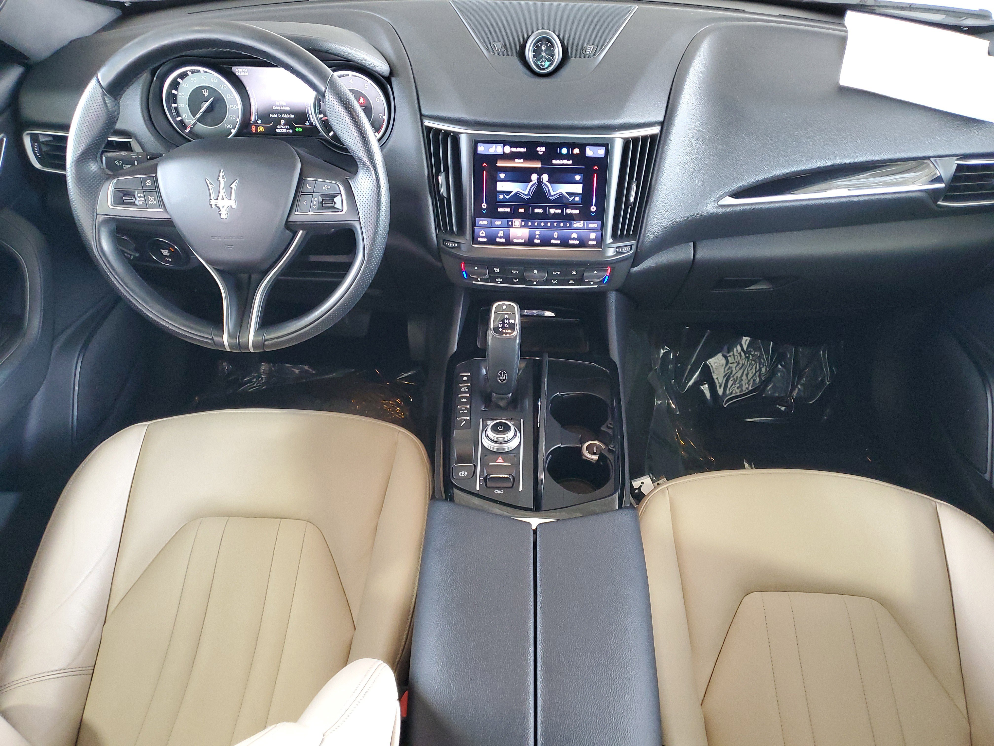 Used 2022 Maserati Levante GT AWD/4WD image 11